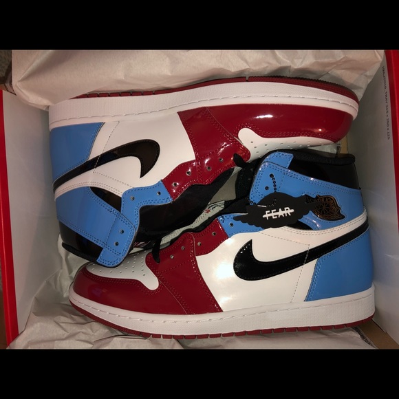 Air Jordan1 retro high og fearless - Picture 4 of 5